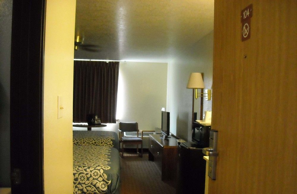 Days Inn By Wyndham Moab Εξωτερικό φωτογραφία