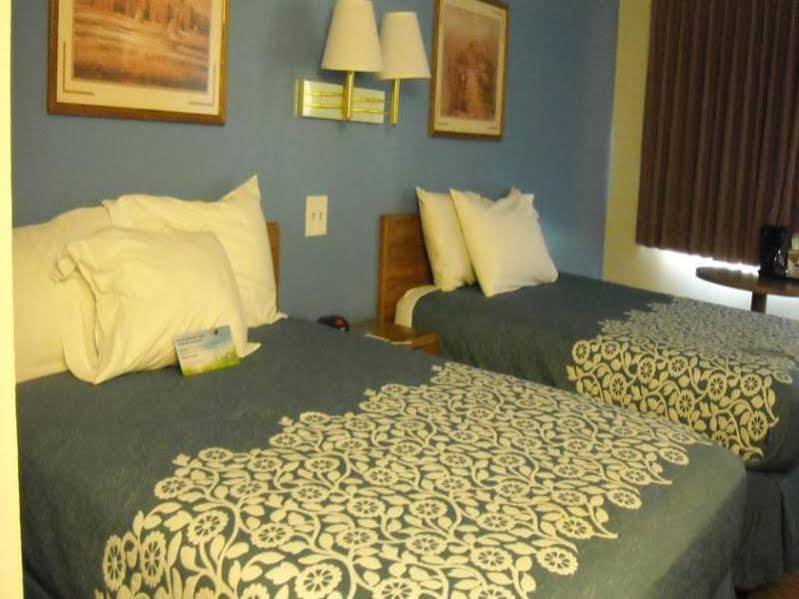 Days Inn By Wyndham Moab Εξωτερικό φωτογραφία