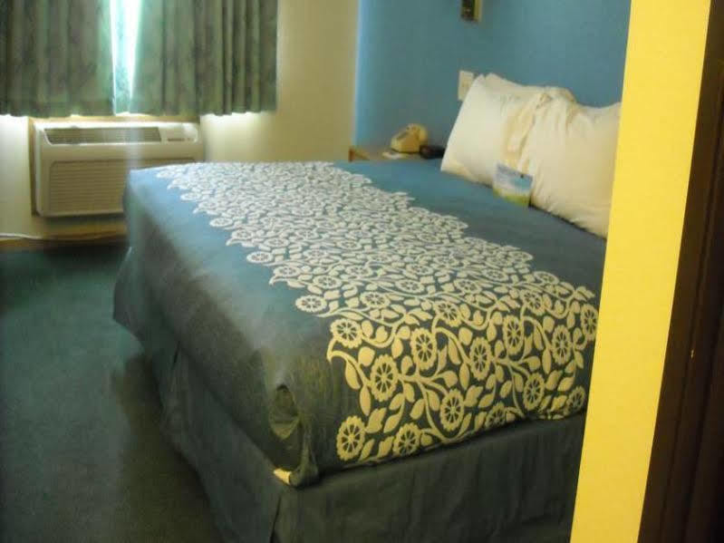 Days Inn By Wyndham Moab Εξωτερικό φωτογραφία